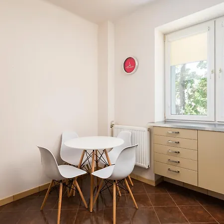 Ochota Czestochowska Comfy By Bookinghost