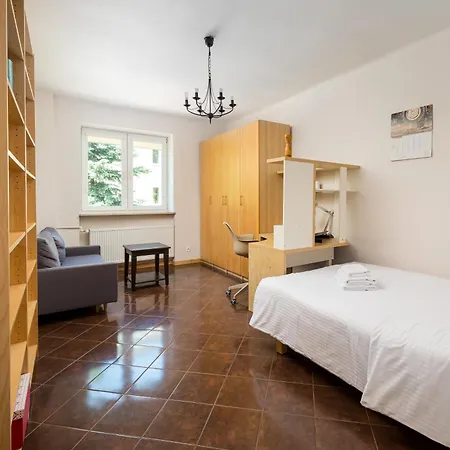 Ochota Czestochowska Comfy Apartmán *