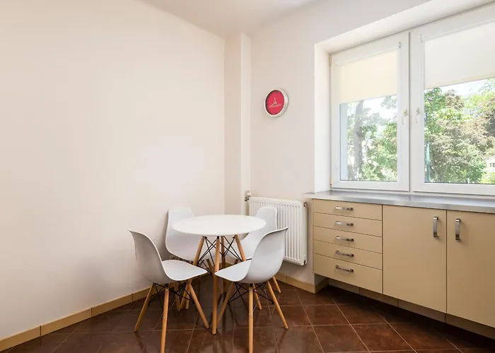 Ochota Czestochowska Comfy By Bookinghost